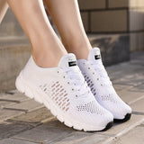 Baskets femme semelle antidérapante – sport chic