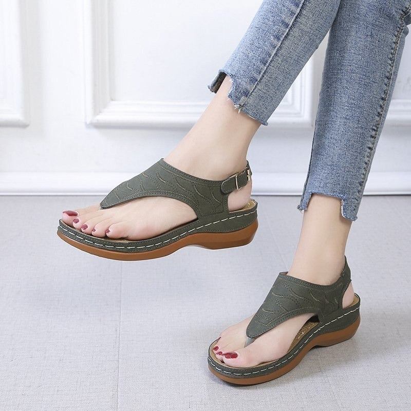 Sandales entre-doigts femme compensées – nu-pieds confort ajustables