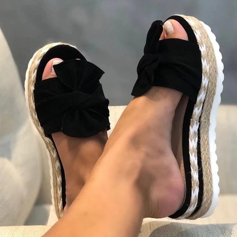 Sandales compensées pour femme – tendance et été 2026