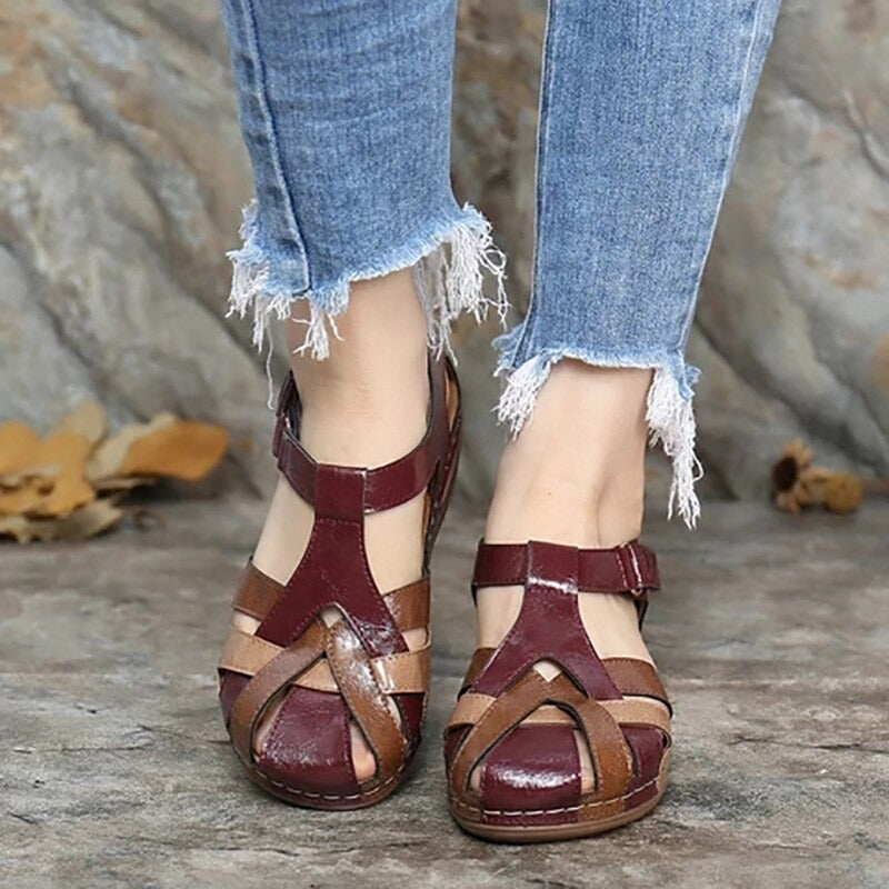 Sandale randonnée femme lanières tressées Evalinne - coloris rouge