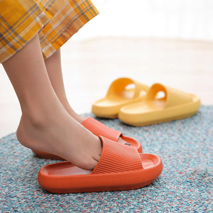 Claquettes Nuage Femme Mules Ultra Souples Confort